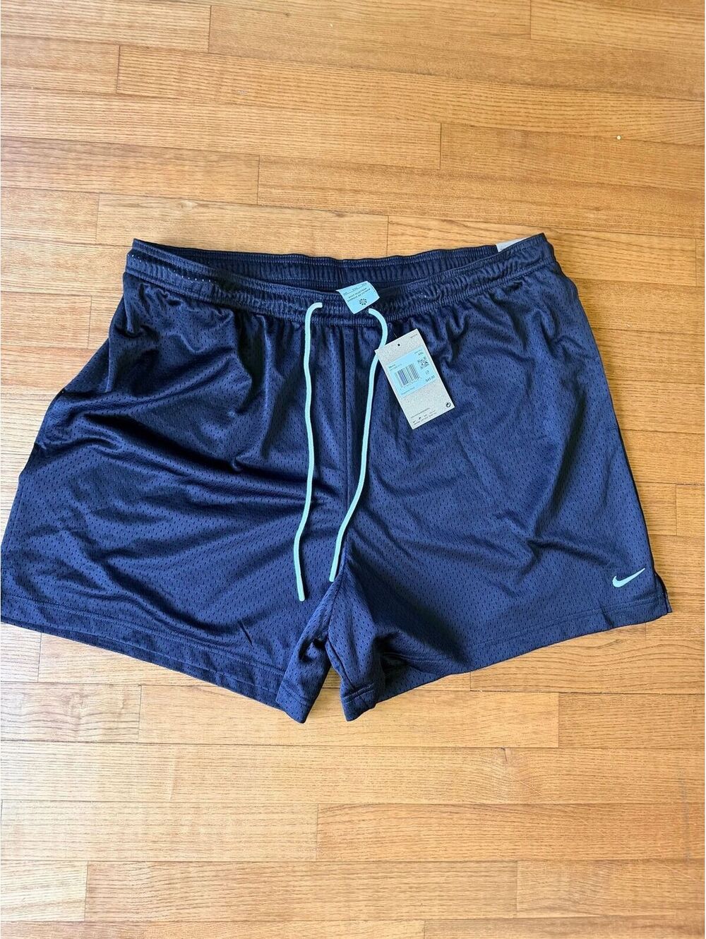 NWT Nike Men’s Black 2XL mesh basketball athletic active shorts MSRP $45